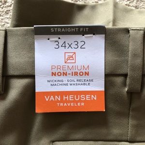 Van Heusen 34x32 Men’s Khaki Tan No Iron Dress Pants New With Tags